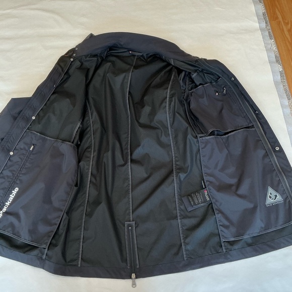 Pajar Canada Rain Coat with Hood Thumbhole Packable Water Resistant in Black - Picture 9 of 14